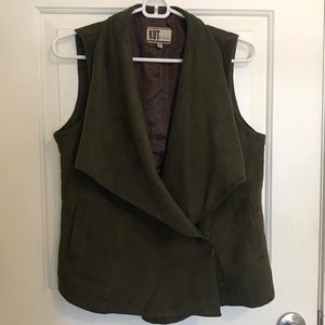 Easton Drape Front Vest